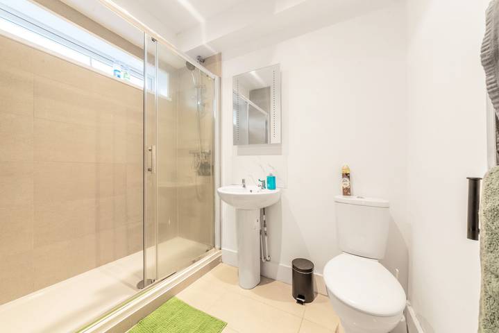 Apartamento vacacional entero, Central - Stay 4 - Paid Parking - Near Transport in Kent