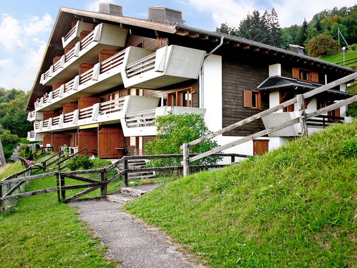 Ferienwohnung für 3 Personen, mit Balkon und Ausblick im Drei-Seen-Land