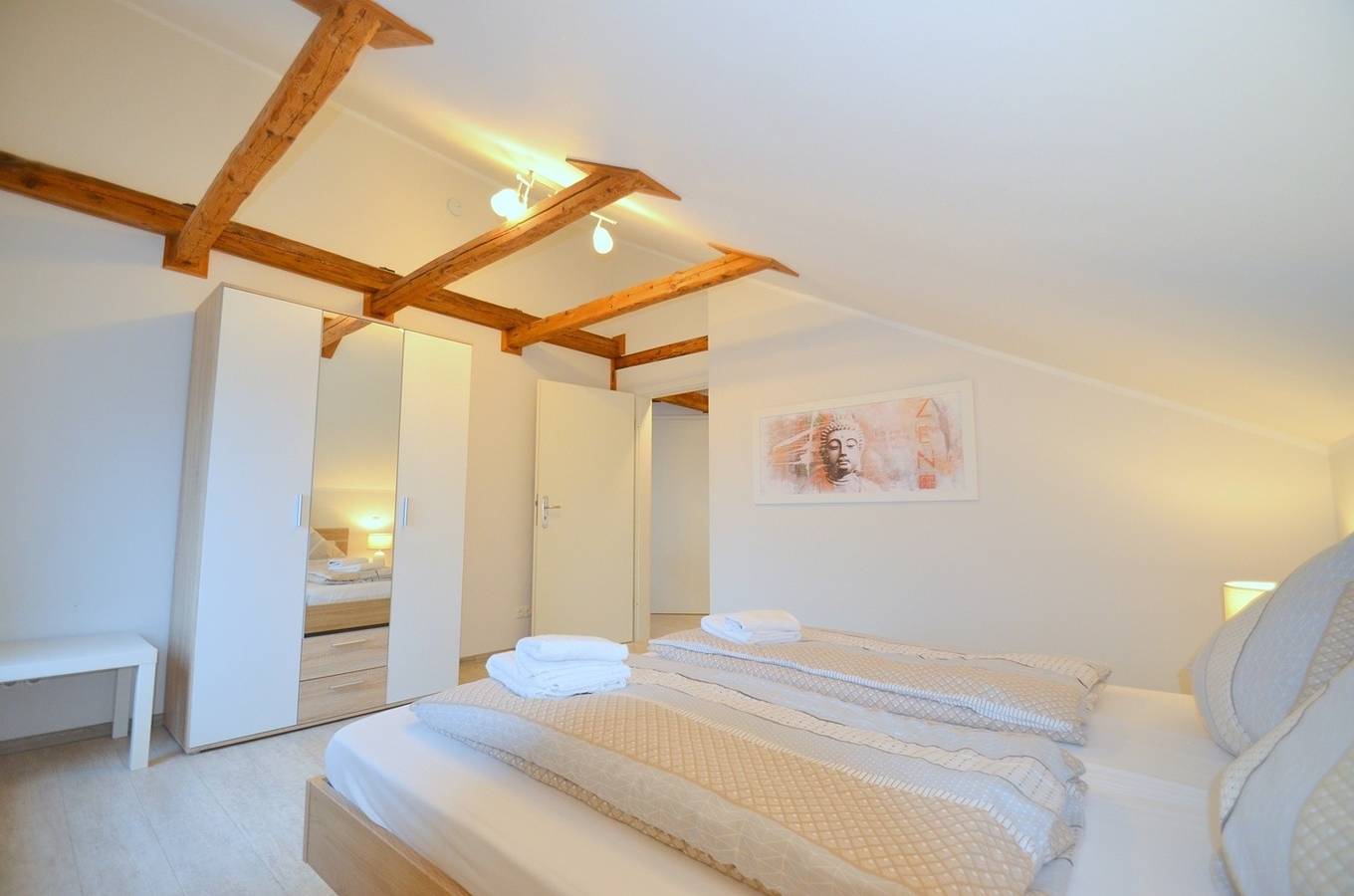 Ganze Ferienwohnung, Gästehaus am Kanal "Fewo Hochbrücke" in Rendsburg, Rendsburg-Eckernförde