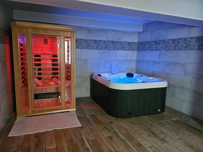 Location de vacances pour 4 personnes, avec terrasse à Mouzon