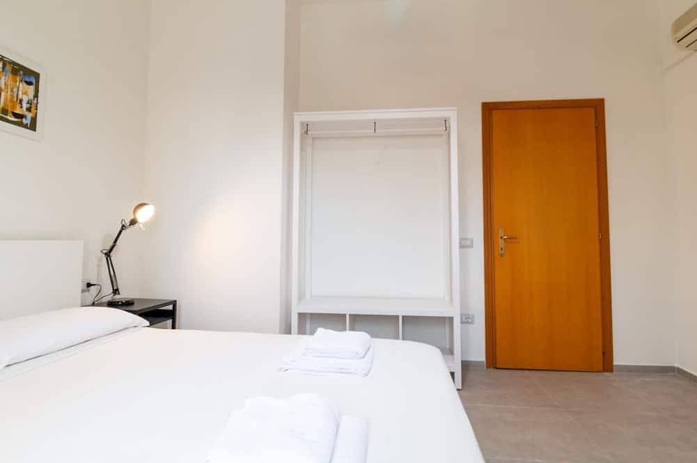 Apartamento entero, Easy Cabras B- Comfort in Cabras, Stagno di Càbras