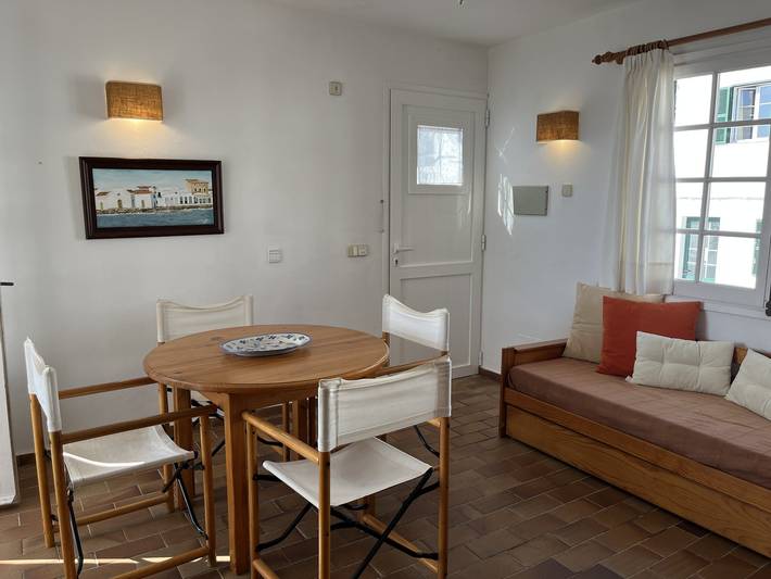 Apartamento entero, Apartamento de vacaciones para 2 personas con jardín in Fornells, Es Mercadal