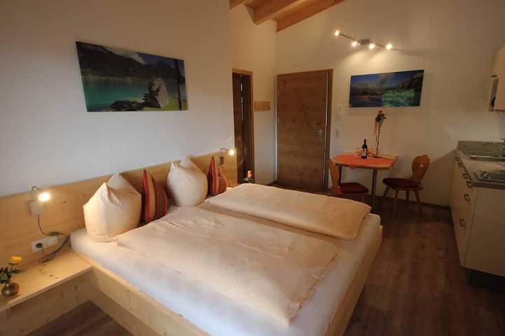 Hütte für 2 Personen, mit Terrasse am Achensee - 2