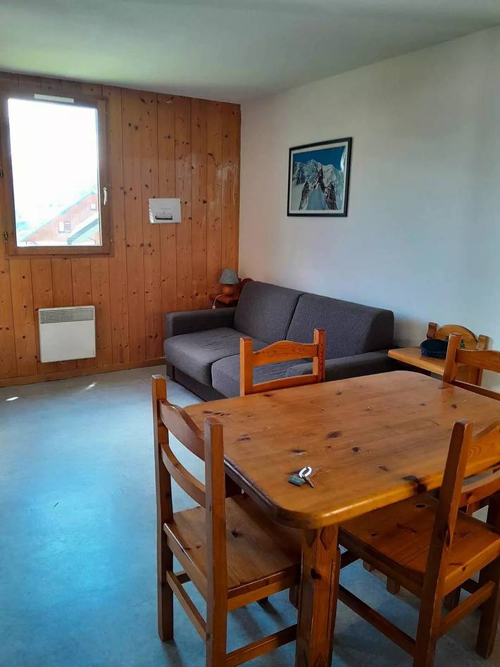 Gîte pour 6 personnes, avec Balcon et Piscine à Saint-Jean-d'Arves - 2