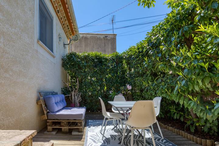 'Les bois flottés' with Private Terrace, Wi-Fi and Air Conditioning