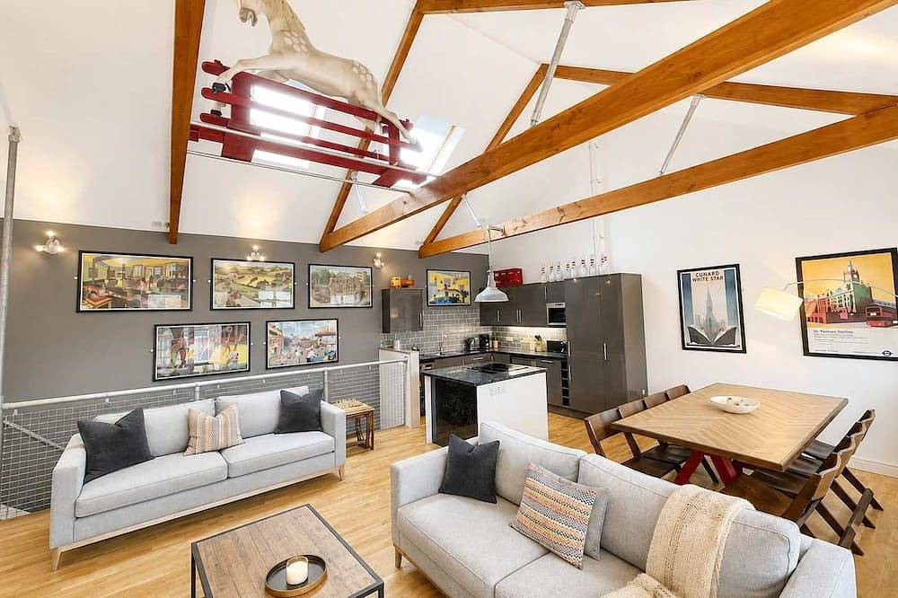 Stylish~Tasteful~2Bed~2Bath~Central~Townhouse in Penzance, Cornouailles