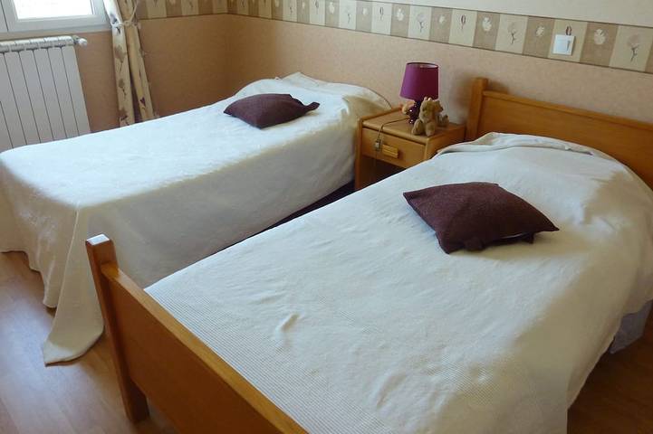 Location de vacances pour 6 personnes, avec terrasse et jardin à Sonnay - 4