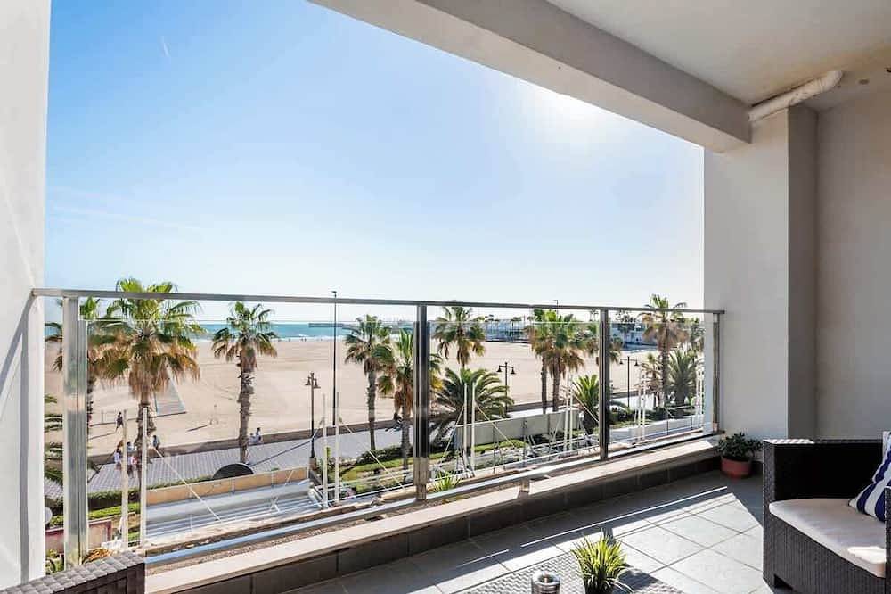 Entire apartment, Modern flat with sea views in Valencia. in Platja del Cabanyal - Les Arenes (Valencia), Valencia