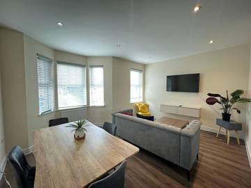 Gîte pour 4 personnes, avec jacuzzi dans Borough londonien de Croydon