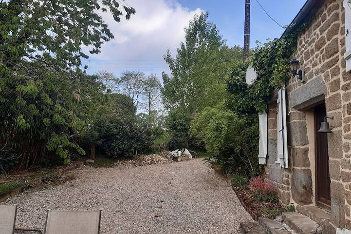 Gîte pour 7 personnes, avec jardin à Saint-Bômer-les-Forges