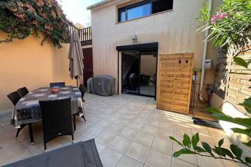 Gîte pour 6 personnes, avec piscine et terrasse, animaux acceptés dans Plage d'Agosta