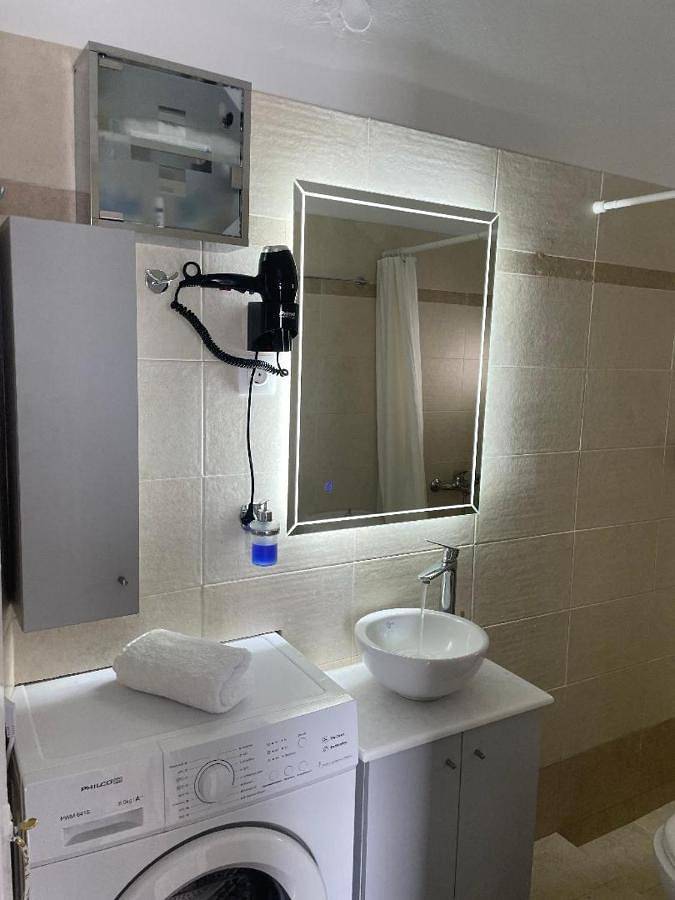 Location de vacances pour 3 personnes, avec jardin et terrasse, animaux acceptés dans Klima