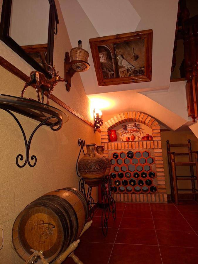 Casa rural para 9 personas, con Balcón además de Terraza y Piscina en Ossa de Montiel - 2