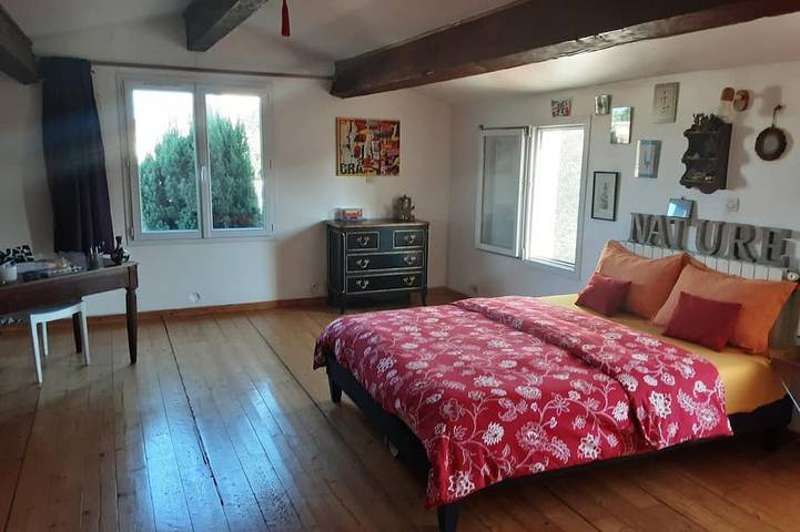 Location de vacances pour 2 personnes, avec jardin, animaux acceptés à Vauvert - 2