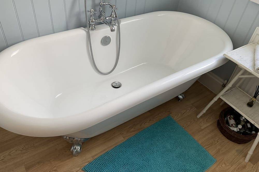 Yazelle town house in Llanelli, Carmarthenshire