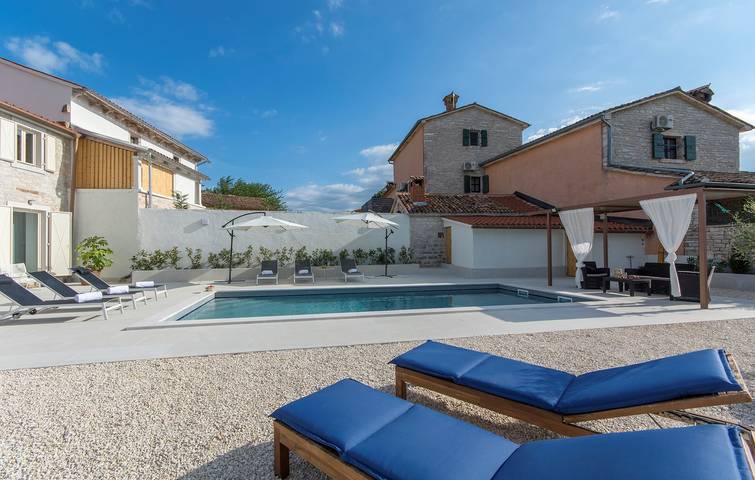 Villa pour 8 personnes, avec piscine et jardin, animaux acceptés à Selina - 4