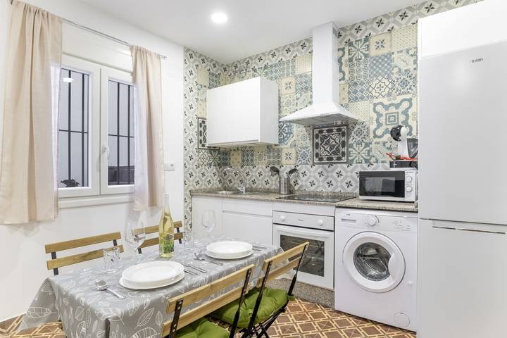 Entire studio, Studio Apartment 'Eleme Ii' with Wi-Fi and Air Conditioning in Vejer de la Frontera, Costa de la Luz