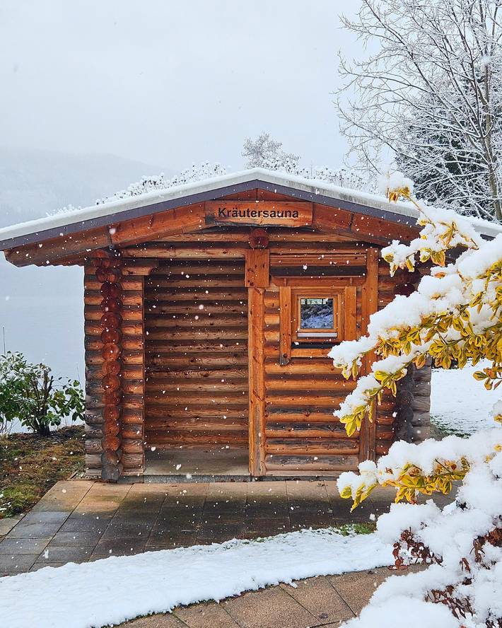 Hotel für 2 Personen, mit Balkon/Terrasse und Balkon sowie Whirlpool und Terrasse in Titisee-Neustadt - 2