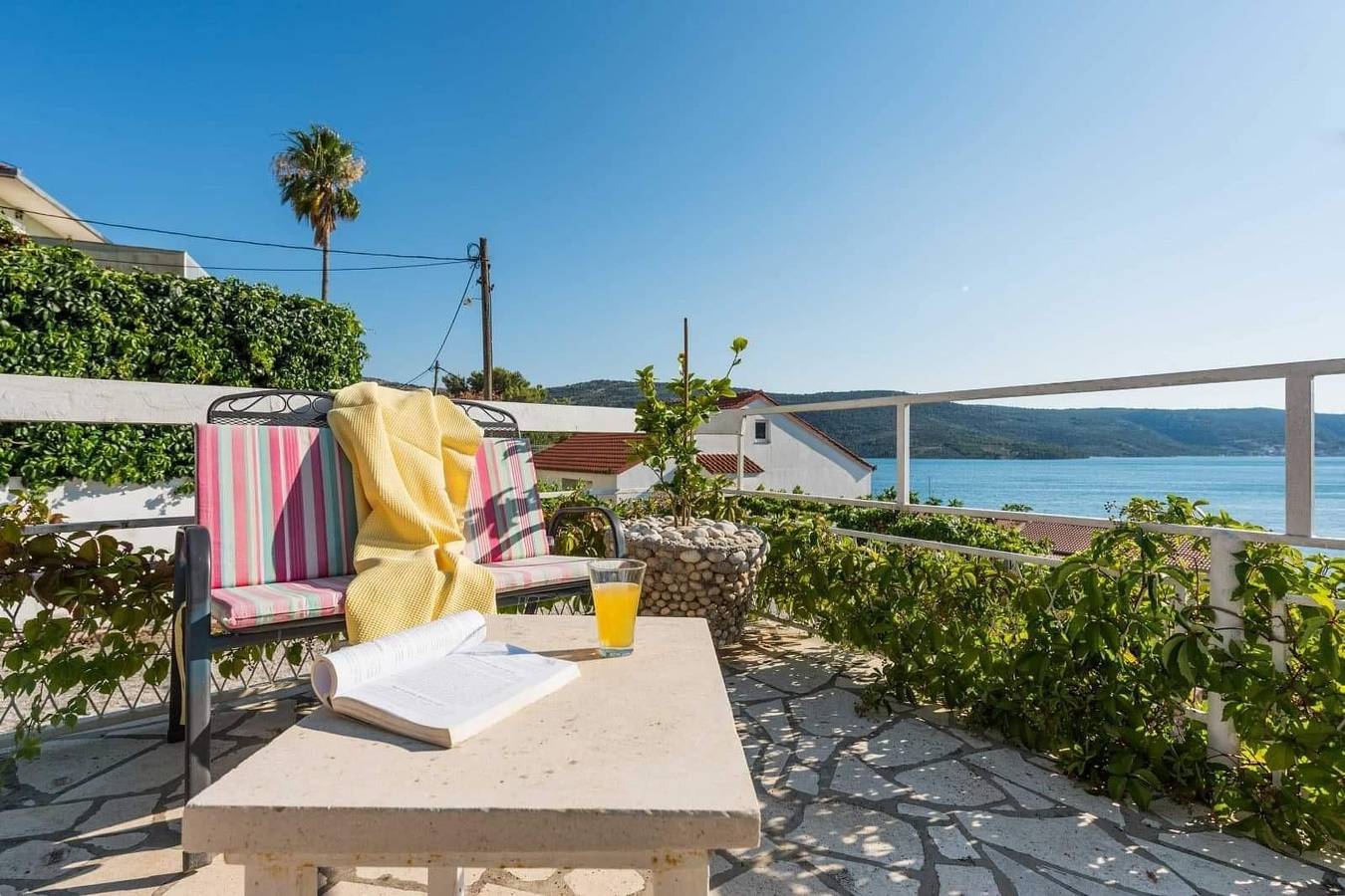 Cijeli apartman, Studio apartman s terasom i pogledom na more Poljica, Trogir As-21041-b in Poljica, Splitsko-dalmatinska županija