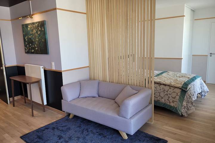 Apartamento entero, Appartement Entier Deluxe, Quartier des Antiquaires, Porte de Montmartre in Saint-Ouen, Sena-Saint Denis