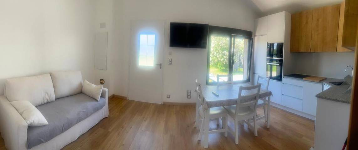 Location de vacances pour 6 personnes, avec jardin et terrasse dans Saint-Gervais (Gironde)
