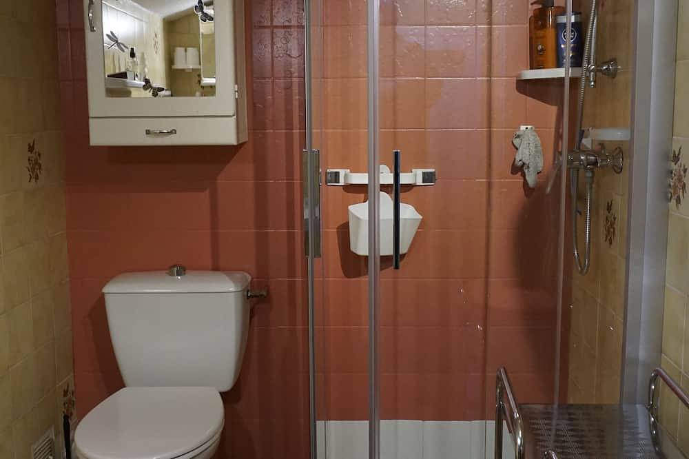 Bonita casa de vacaciones en la península de Giens, Var, decoración provenzal in Hyeres, Parque nacional Port-Cros