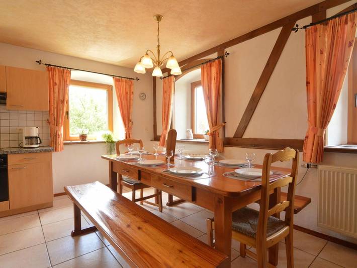Location de vacances pour 8 personnes, avec jardin ainsi que terrasse et sauna à Butgenbach - 4