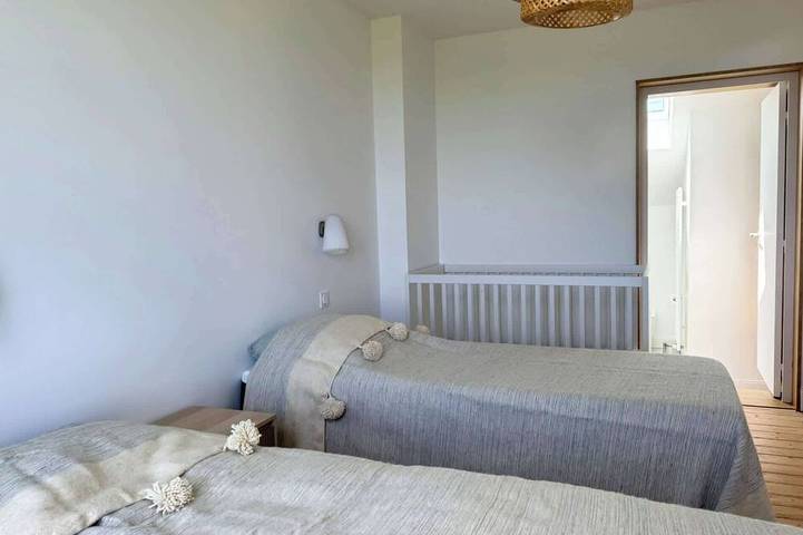 Location de vacances pour 10 personnes, avec balcon et jardin à Guimaëc - 4