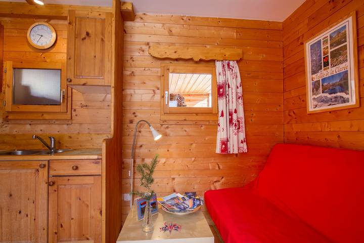 Chalet pour 3 personnes, avec jardin, adapté aux familles dans Hautes-Alpe - 2