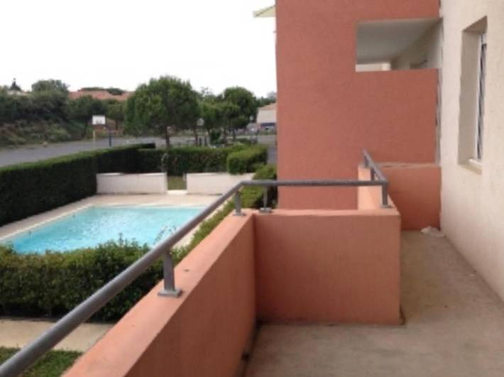 Apartamento de vacaciones para 3 personas, con balcón además de vistas y piscina - 1