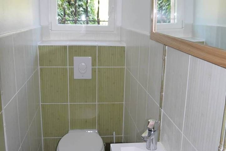 Ganze Wohnung, Bas de Villa sur Grand Jardin Privatif Gazonné, Entrée Indépendante in Solliès-Toucas, Mittelmeerküste (Frankreich)