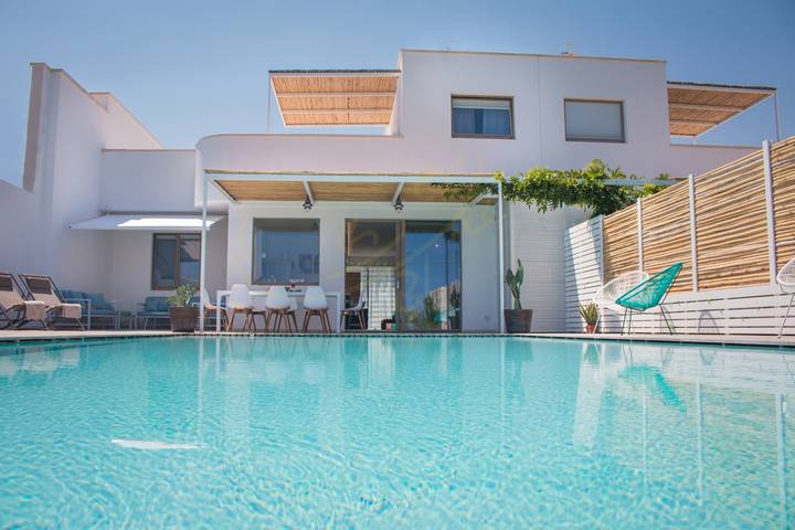 Ferienhaus für 10 Personen, mit Terrasse und Whirlpool sowie Garten in Monopoli - 4