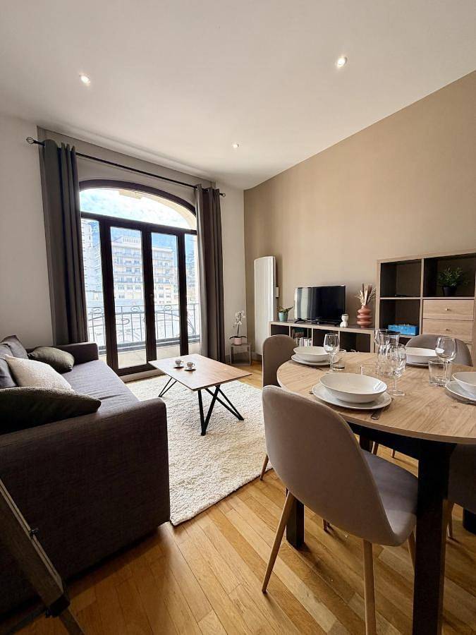 Gîte pour 4 personnes, avec vue dans Office de Tourisme d'Aix les Bains - 2