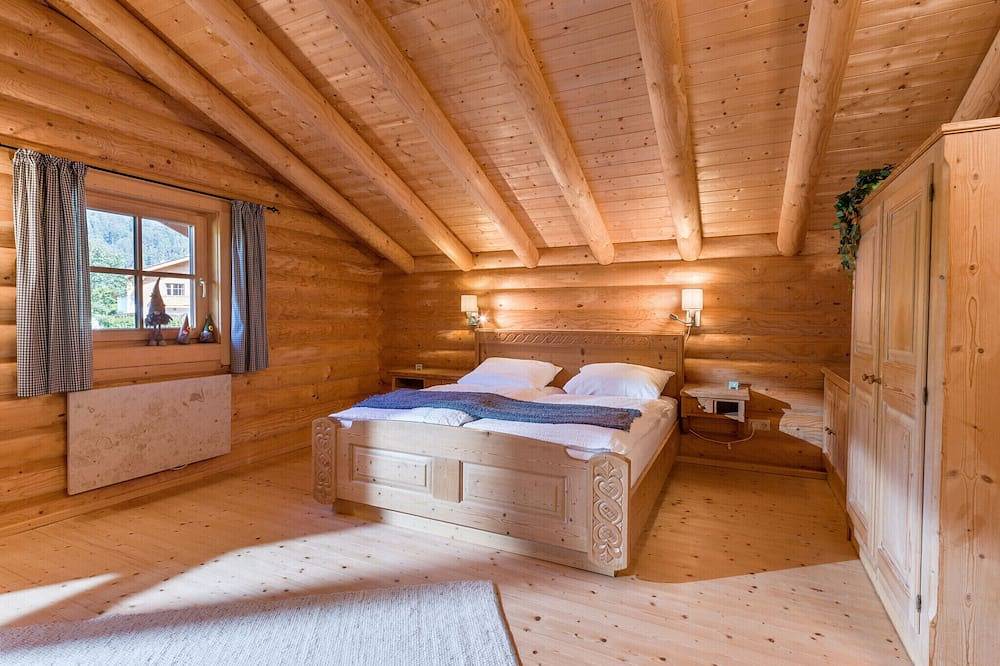 Audorfer Blockhaus 125qm, zwei Terrassen, Balkon, Sauna in Oberaudorf, Bayerische Alpen