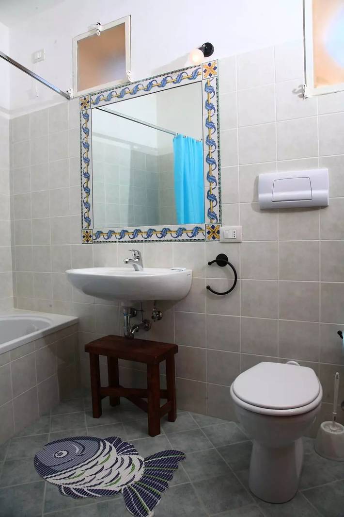 Apartamento entero, 3 estancias 4 Personas in Gioiosa Marea, Provincia de Messina