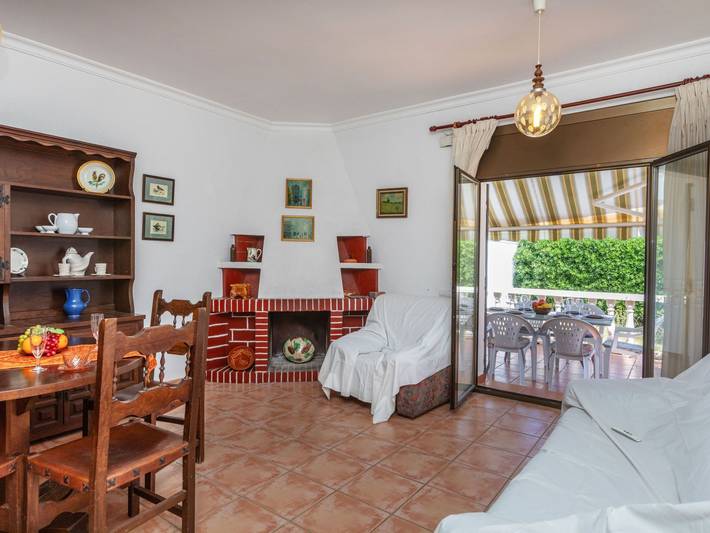 Location de vacances pour 5 personnes, avec terrasse et jardin, animaux acceptés dans Les Tres Cales - 3