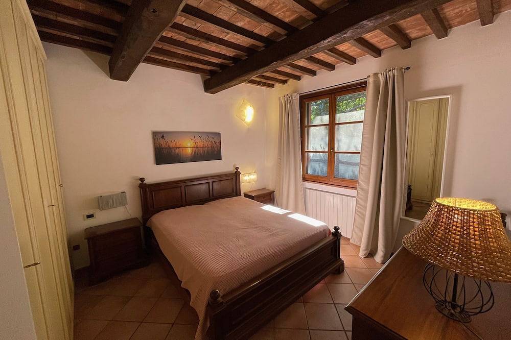 Freistehende Villa mit Privatpool fuer 5 Personen in Montescudaio, Etruskische Küste