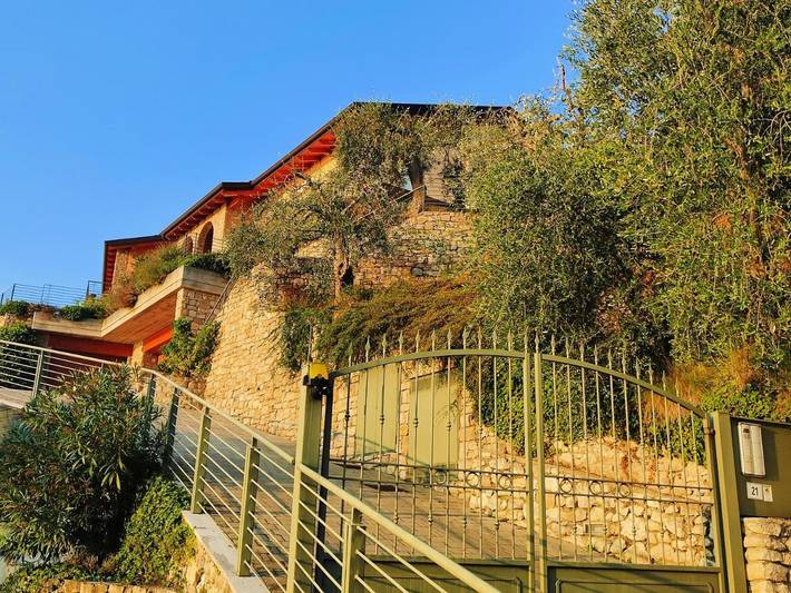 Ferienhaus für 4 Personen, mit Terrasse und Whirlpool sowie Garten - 1