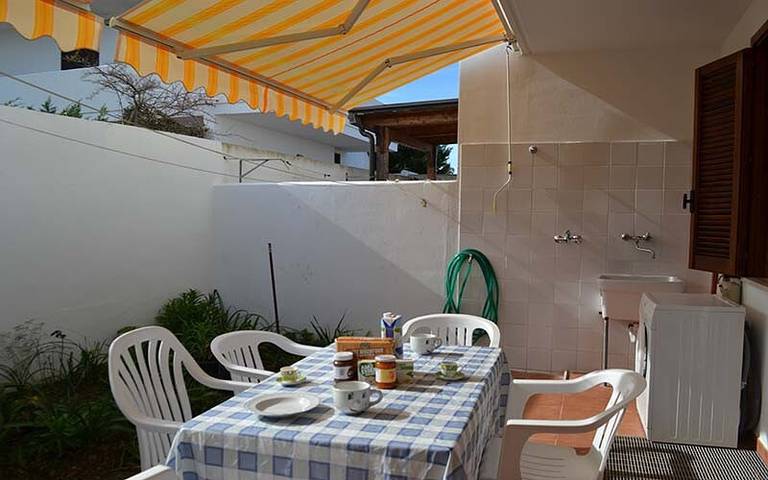 Appartamento intero, Grazioso appartamento per vacanze "Casa a Torre dell'Orso Pt55" con giardino in Torre dell'Orso, Melendugno