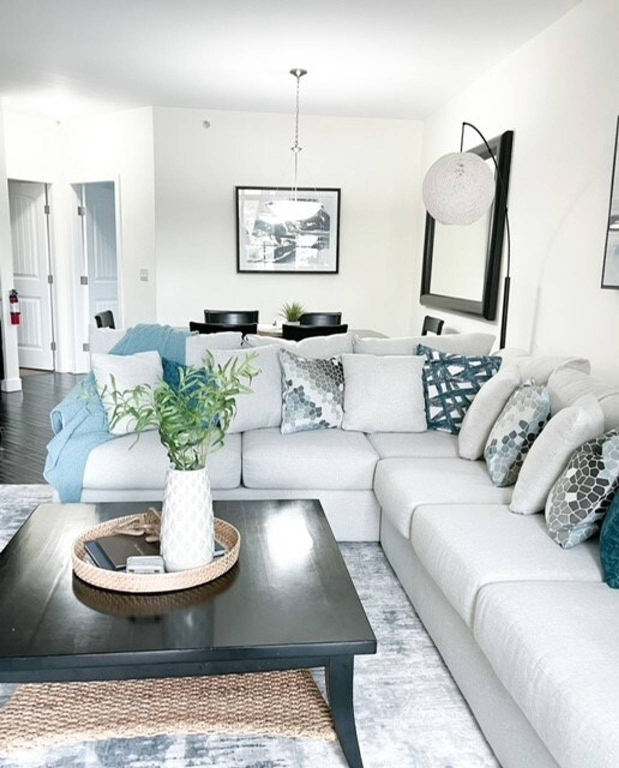 Appartamento intero, Beachfront, Lakeview Condo at Barona in West Kelowna, Crystal Mountain