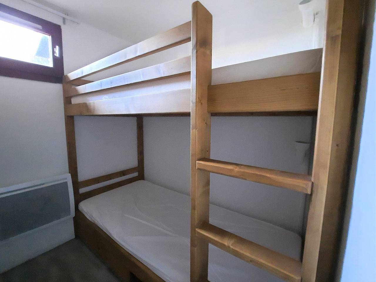 Ganze Wohnung, Gemütliche Wohnung 50m von den Pisten, 2 Zimmer für 6 Personen, Balkon und verfügbare Services in Les Menuires, Saint-Martin-de-Belleville