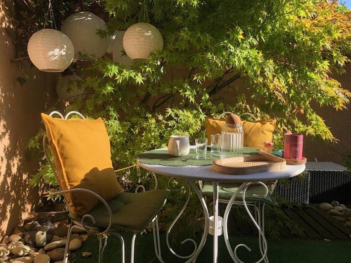 Maison d’hôte pour 2 personnes, avec terrasse à Mirefleurs