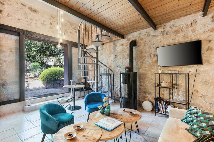 La Petite Maison D'emmanuelle in Le Tignet, Mediterranean Coast (France)