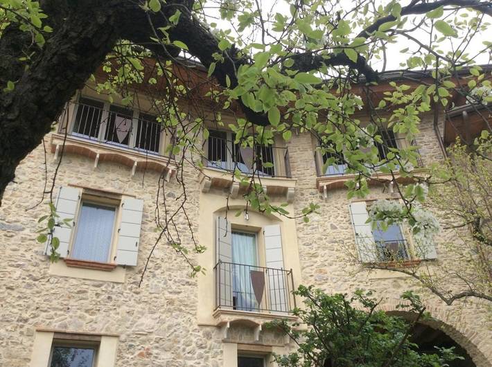 Chambre d’hôte pour 3 personnes, avec vue et jardin