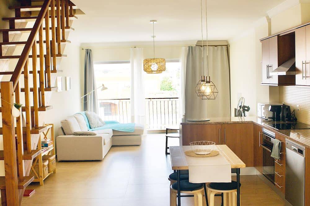 Ganze Wohnung, Apartamento Duplex, Amplo e Moderno, com Todas as Comodidades a 10 min da Praia in Algoz, Faro Distrikt