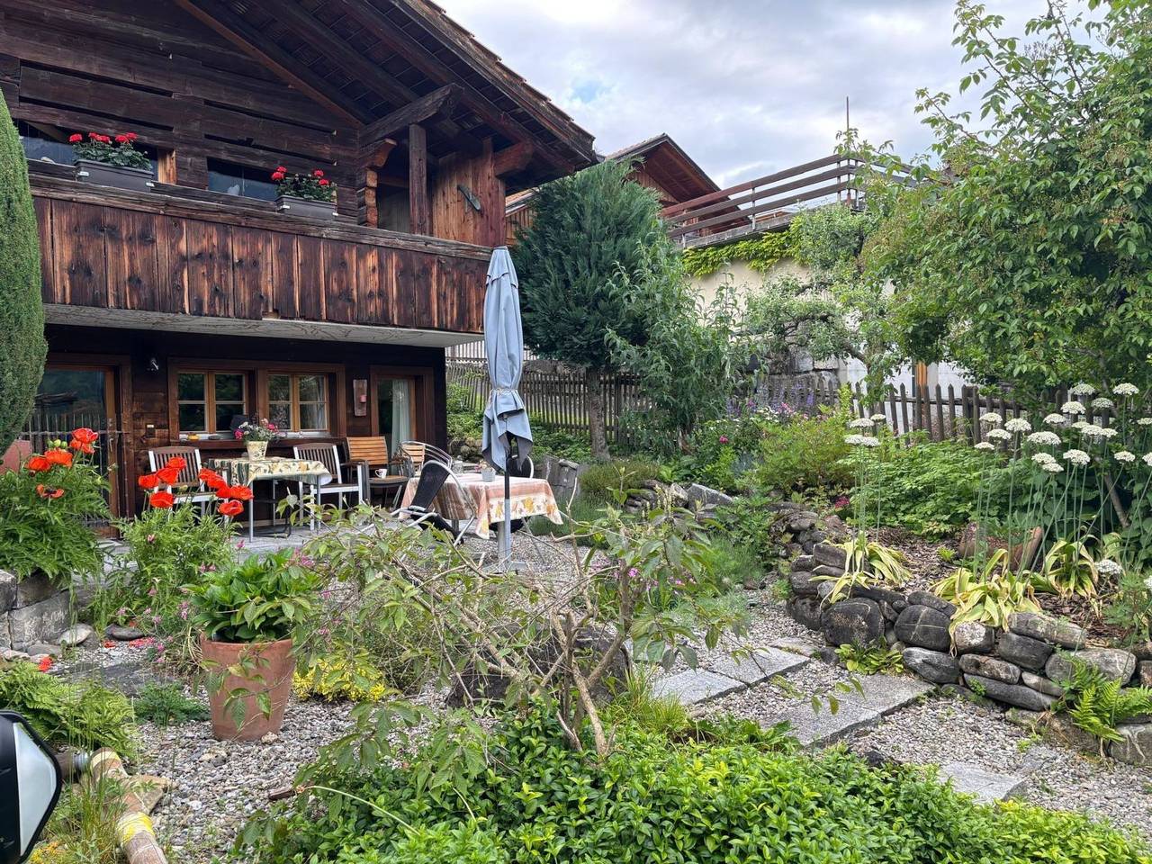 Ganze Wohnung, Gartenstudio "Belle Vue" in Frutigen, Frutigen - Lenk - Adelboden