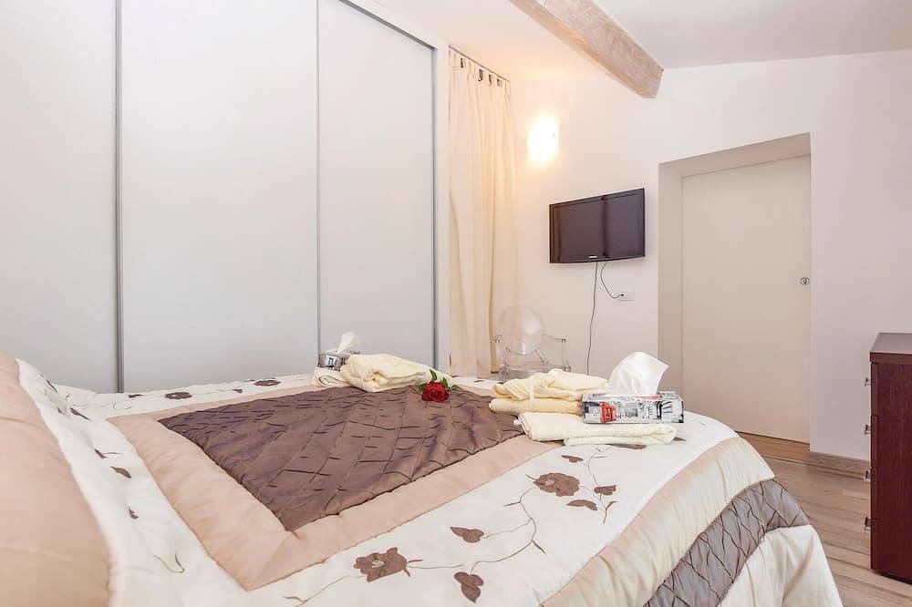 Acogedora casa en Bordighera Im con piscina privada, que puede ser interior o. in Bordighera, Riviera di Ponente
