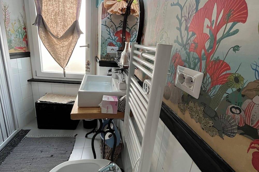 \"Casetta del Borghetto\" - “Nel Cuore del Borghetto” Near the sea and Rome in Nettuno, Provincia di Roma