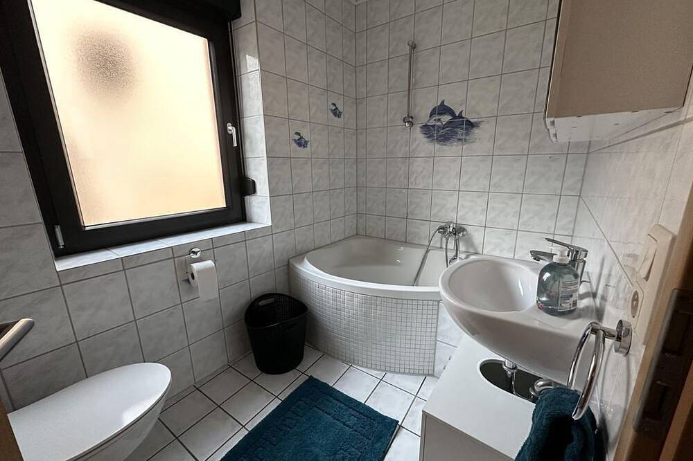 Ganze Wohnung, Ferienwohnung Bickenalb - Appartement/Fewo, Dusche und Bad, Wc, 1 Schlafraum in Zweibrücken, Pfalz