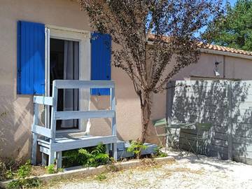 Chambre d’hôte pour 2 personnes, avec terrasse, animaux acceptés à Sisteron